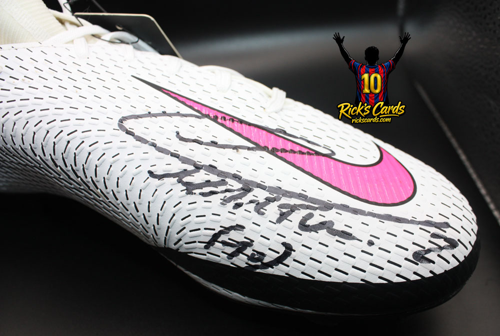 cleats_1017.jpg
